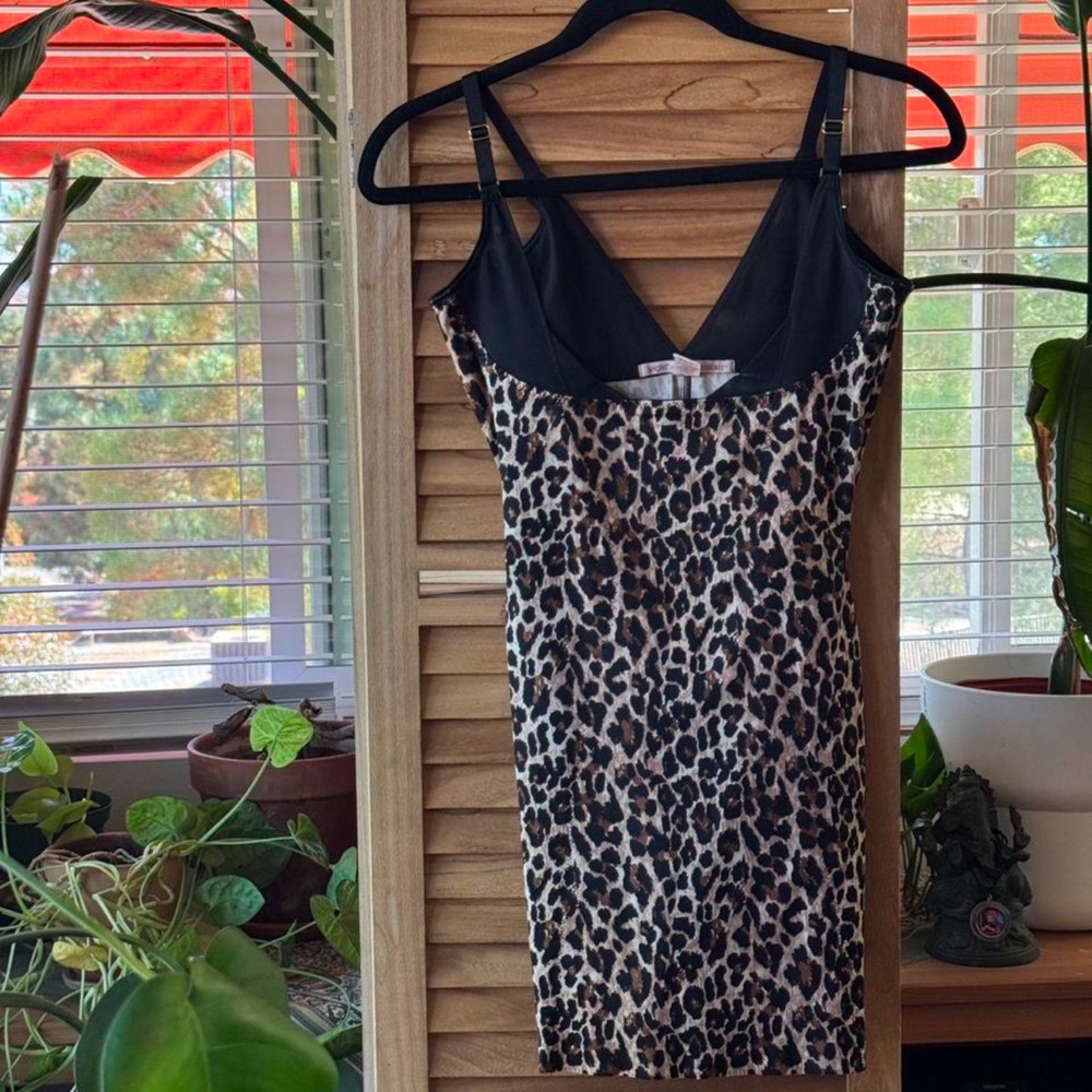 Victoria's Secret Leopard Slip with Black Bust